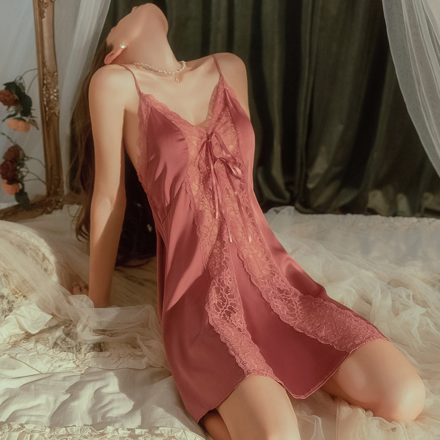 今夕何夕性感蕾丝吊带睡裙女法式高级感前开扣甜美蝴蝶结系带睡衣