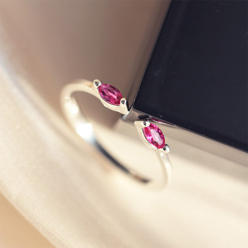 眉眼如初 通体925银戒指镶嵌刚玉甜美妩媚开口可调节女式指环银饰