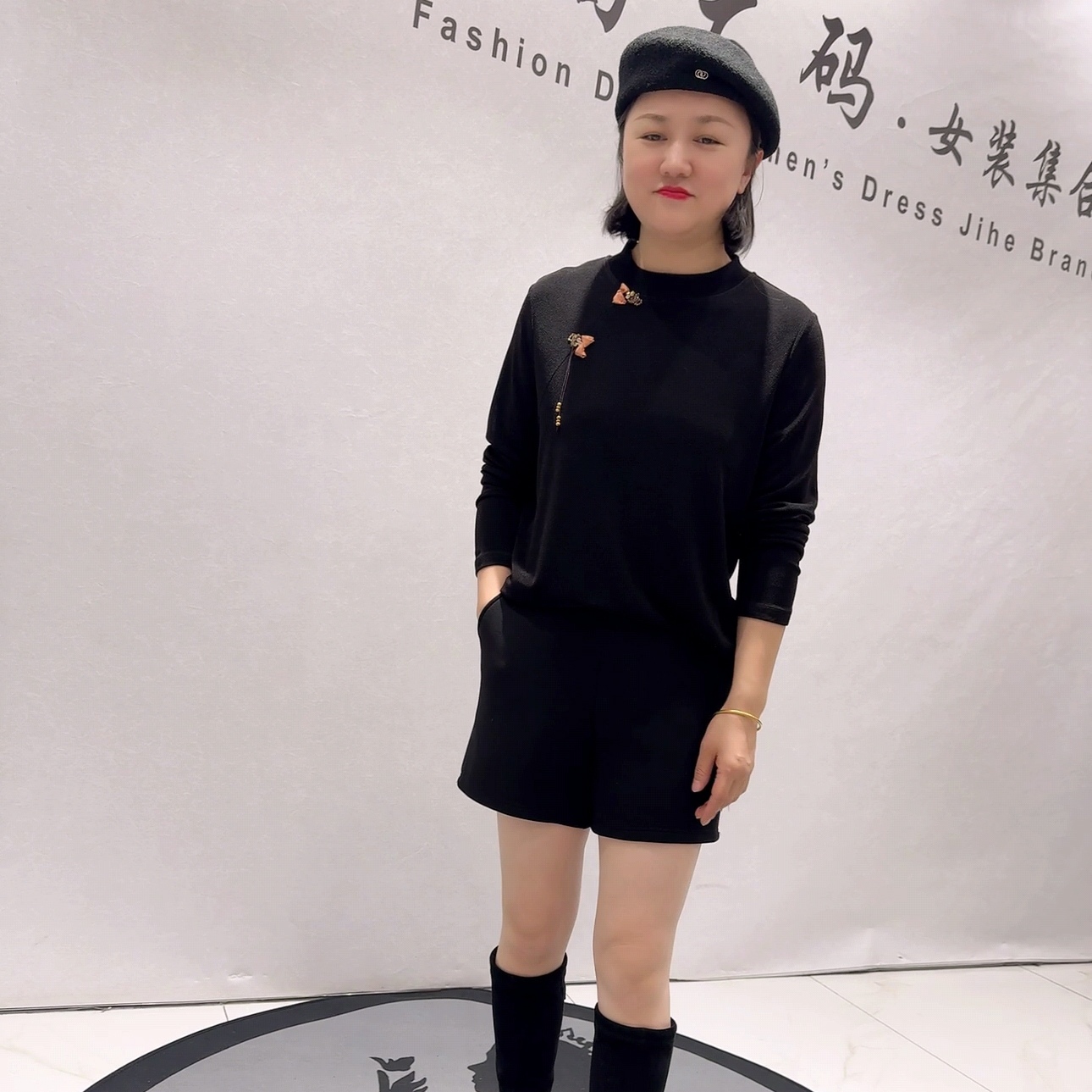 5937芮娜依莲春款新品醋酸面料国风寸领女人味气质衫加大码女装