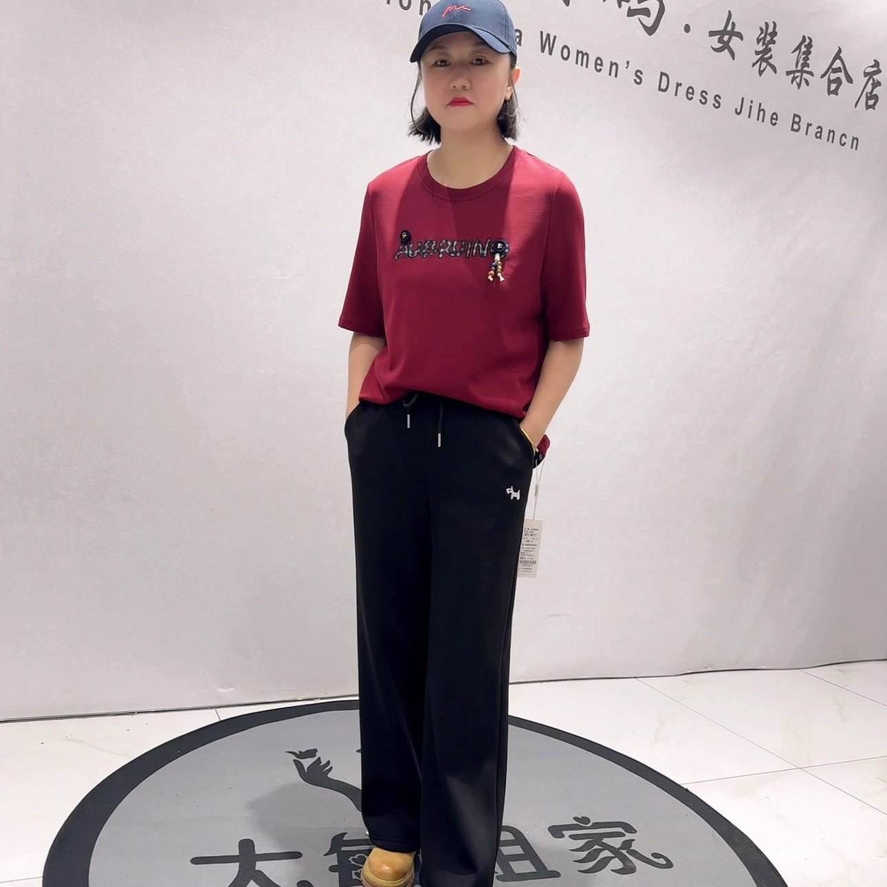 1371女权贵族2026年货春款罗密欧竖条面料洋气减龄半袖加大码女装,女装/女士精品,大码内搭,淘宝优惠券,粉丝福利购,淘宝优惠卷