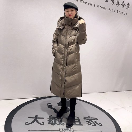 9811芮娜依莲冬款新品衣领可抽绳保暖过膝长款羽绒服加大码女装