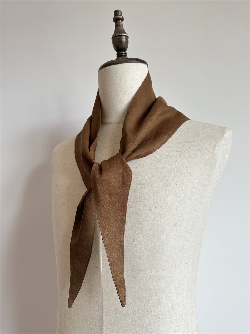 日系简洁设计风纯色三角巾