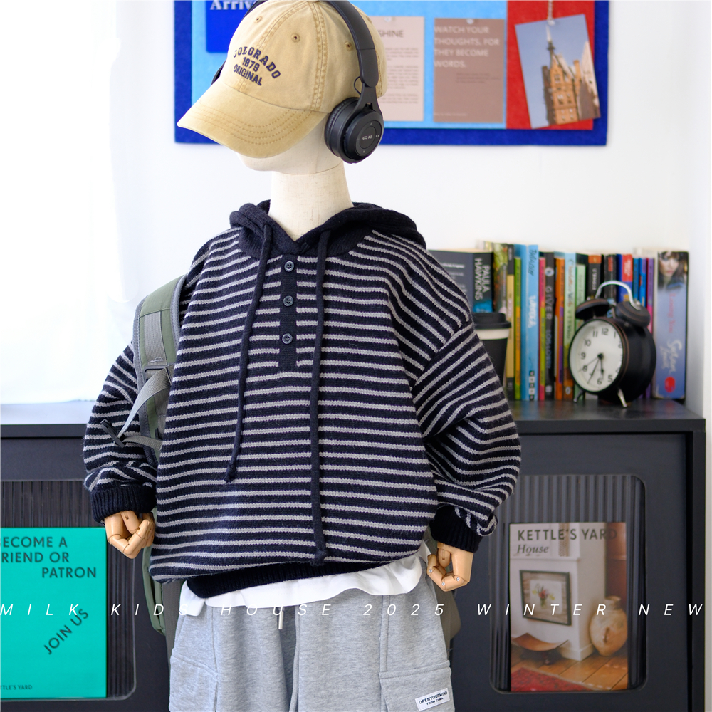 男童加厚连帽毛衣冬装