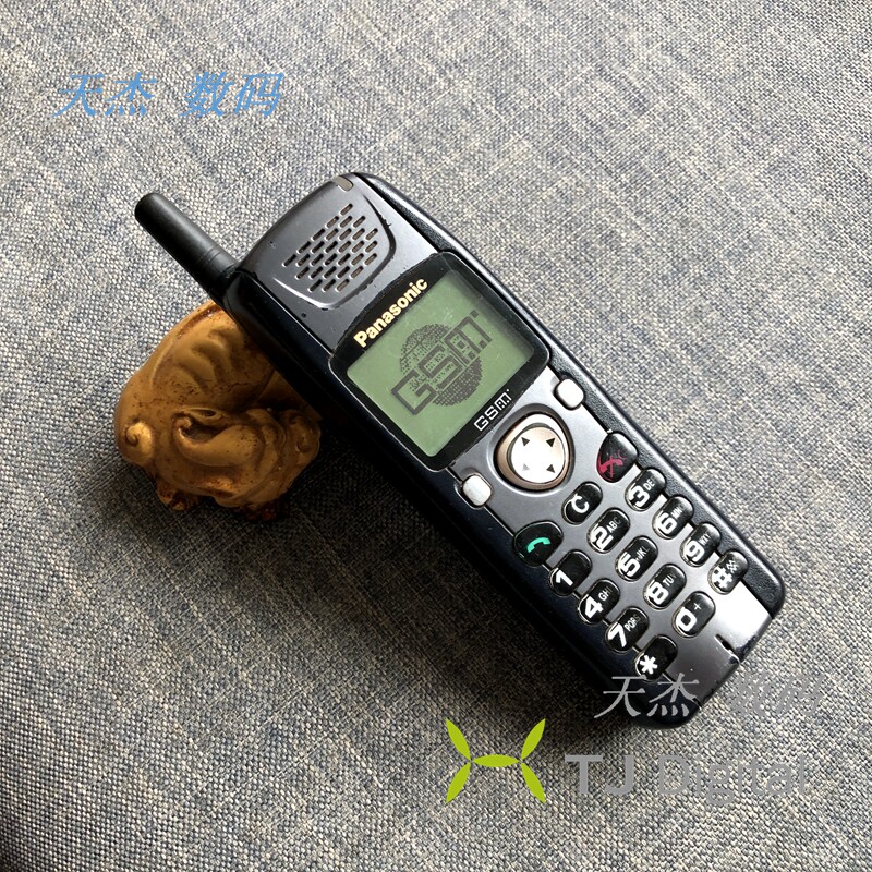 Panasonic/松下GD70 直板按键手机
