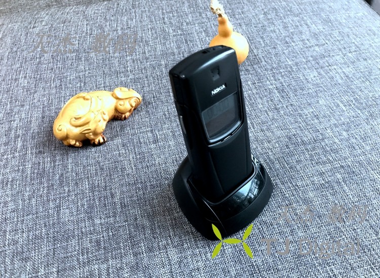 诺基亚8910i 经典怀旧 自动伸缩 原装滑盖 彩屏手机