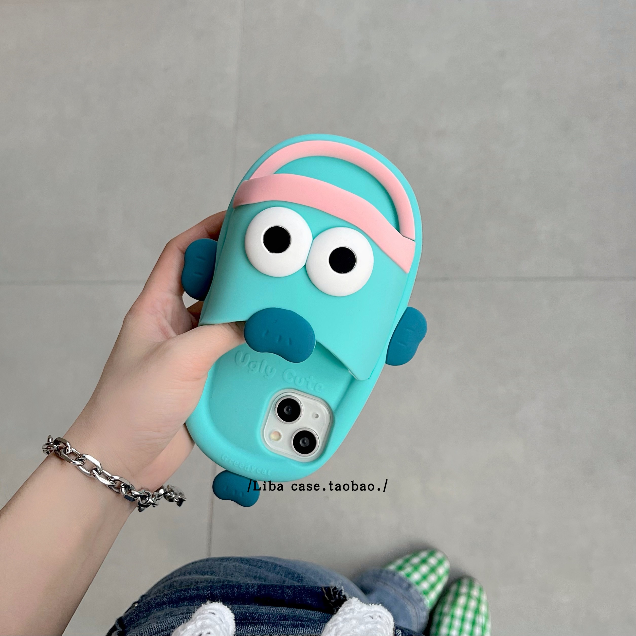 iPhone硅胶卡通小丑鱼拖鞋手机壳