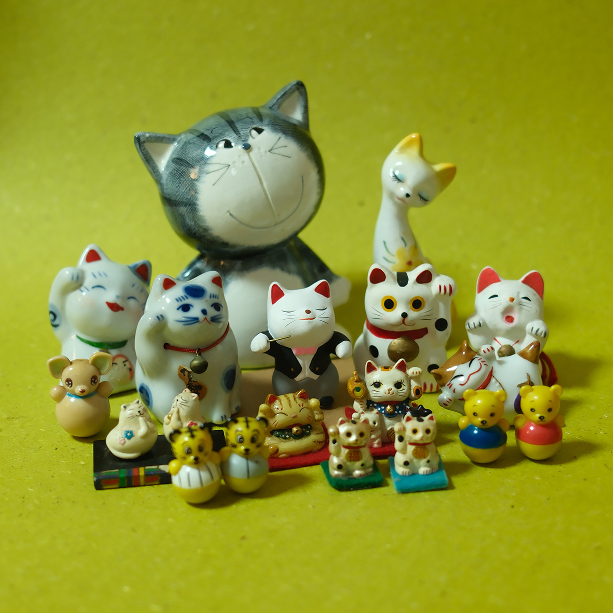 孤品中古日本制手绘陶瓷复古招财猫装饰摆件 复古玩具