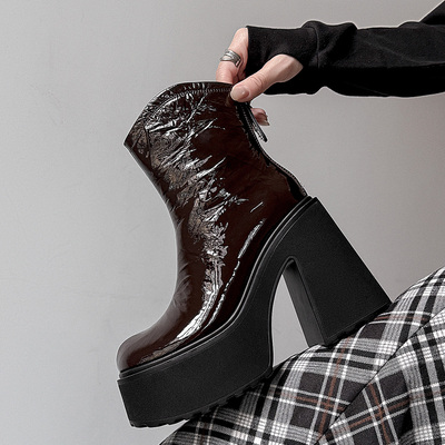 古菲斯奇女鞋粗高跟短筒靴子真皮