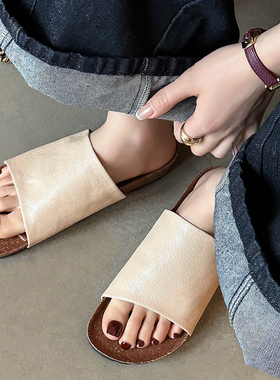 2025夏季新款女鞋低跟凉鞋真皮凉拖鞋外穿一字拖平底沙滩鞋慵懒风