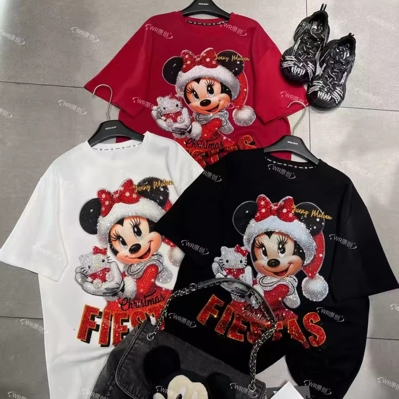 WR潮牌新款烫钻满钻圣诞米妮卡通新年减龄时尚宽松短袖T恤上衣女
