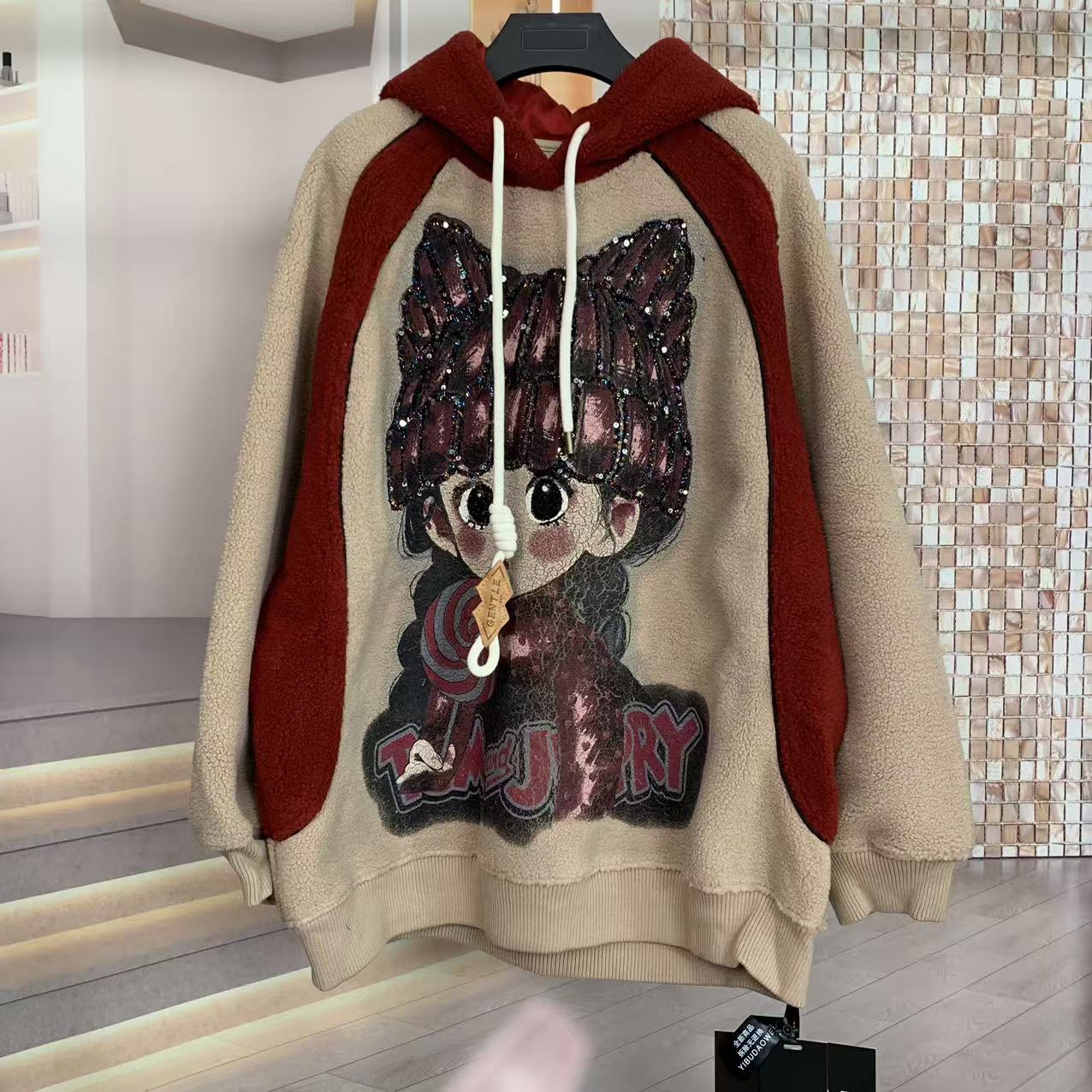 YBDW潮牌秋冬时尚重工女孩羊羔毛宽松大版长袖连帽卫衣外套上衣女