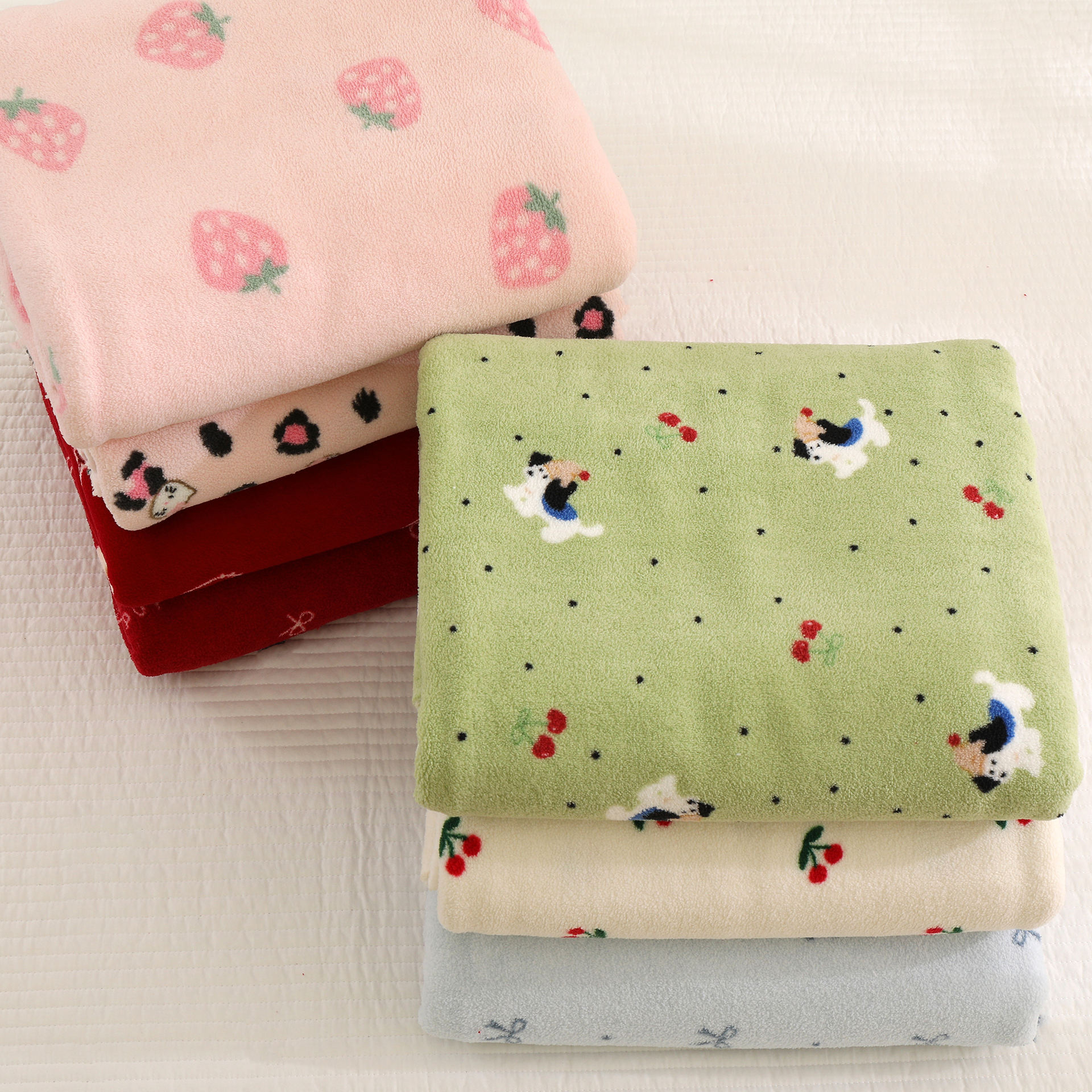 a类加厚保暖珊瑚绒雪粒绒布料