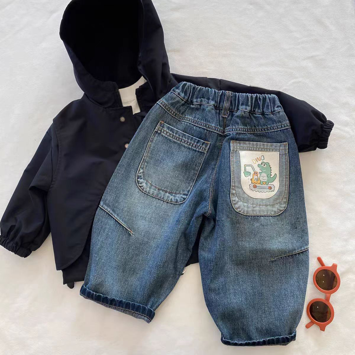 男童牛仔裤儿童春秋款帅气韩版长裤2026 春季中小童直筒宽松裤子