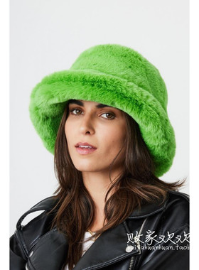 英国代购正品12.13 名品Boohoo 饰品新款 冬季绿色毛绒显脸小帽子