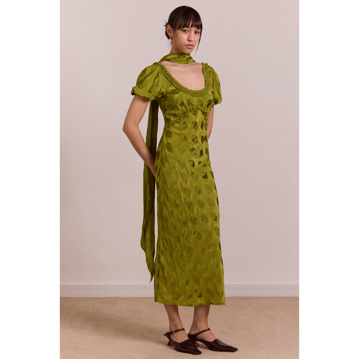 英国代购正品04.23 名品DM 女装新款 时尚脖带天鹅绒长款连衣裙