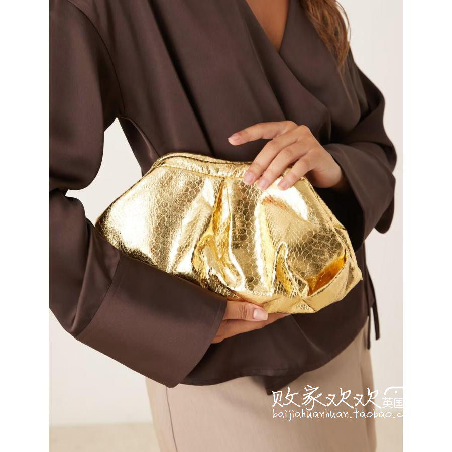 英国代购正品11.24 2025潮流导向 女包新款 金色闪亮设计手拿包