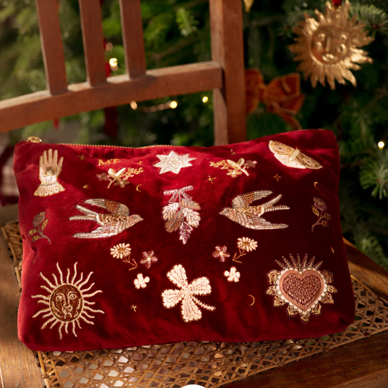 GoldenTrinketsEveryday