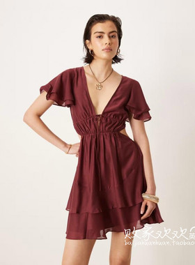 英国代购正品08.01 2025潮流导向 女装新款 时尚V领迷人连衣裙