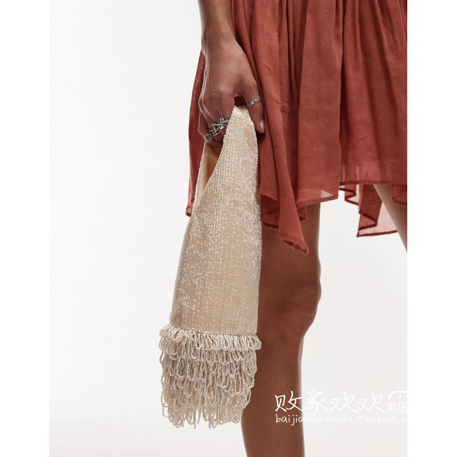 英国代购正品04.18 2025潮流导向 女包新款 设计流苏浅色手提袋