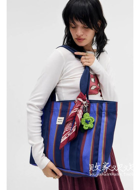 英国代购正品10.15 名品UO 女包新款 潮牌条纹大容量购物袋手提包