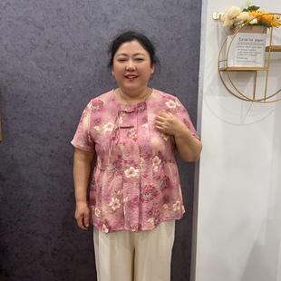 2025新款母亲节衣服洋气妈妈夏装棉麻套装中老年女装花色短袖t恤