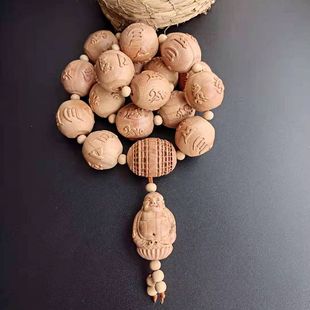 十八罗汉桃木手串六字真言木雕饰品手持串佛珠念珠文玩把玩实木