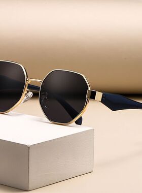 新款墨镜高级感女个性摩登方框多边形金属太阳镜防紫外线太阳眼镜