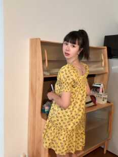 杨超越同款TB夏季法式复古方领纯棉印花泡泡袖短款碎花娃娃连衣裙