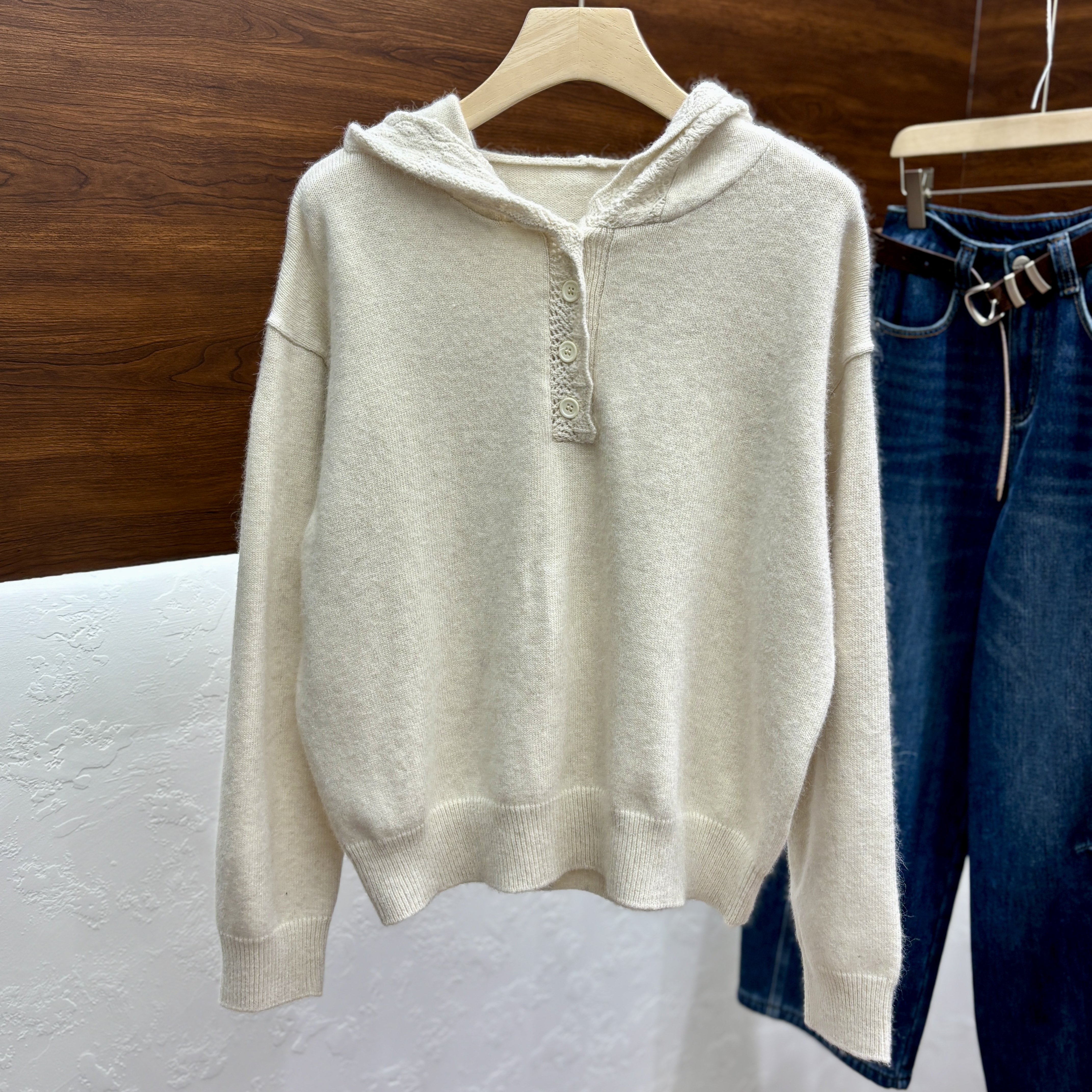 镂空钩花连帽针织羊毛衫女秋冬新款宽松白色毛衣内搭打底衫上衣潮