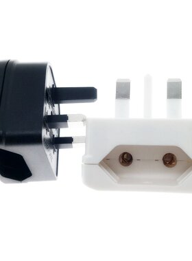 白色欧标两圆转英标三方转换插头 中国香港澳门插座带5A保险管