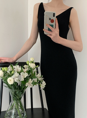 OHMYXLG  法式复古优雅V领背心针织连衣裙显瘦修身打底长裙