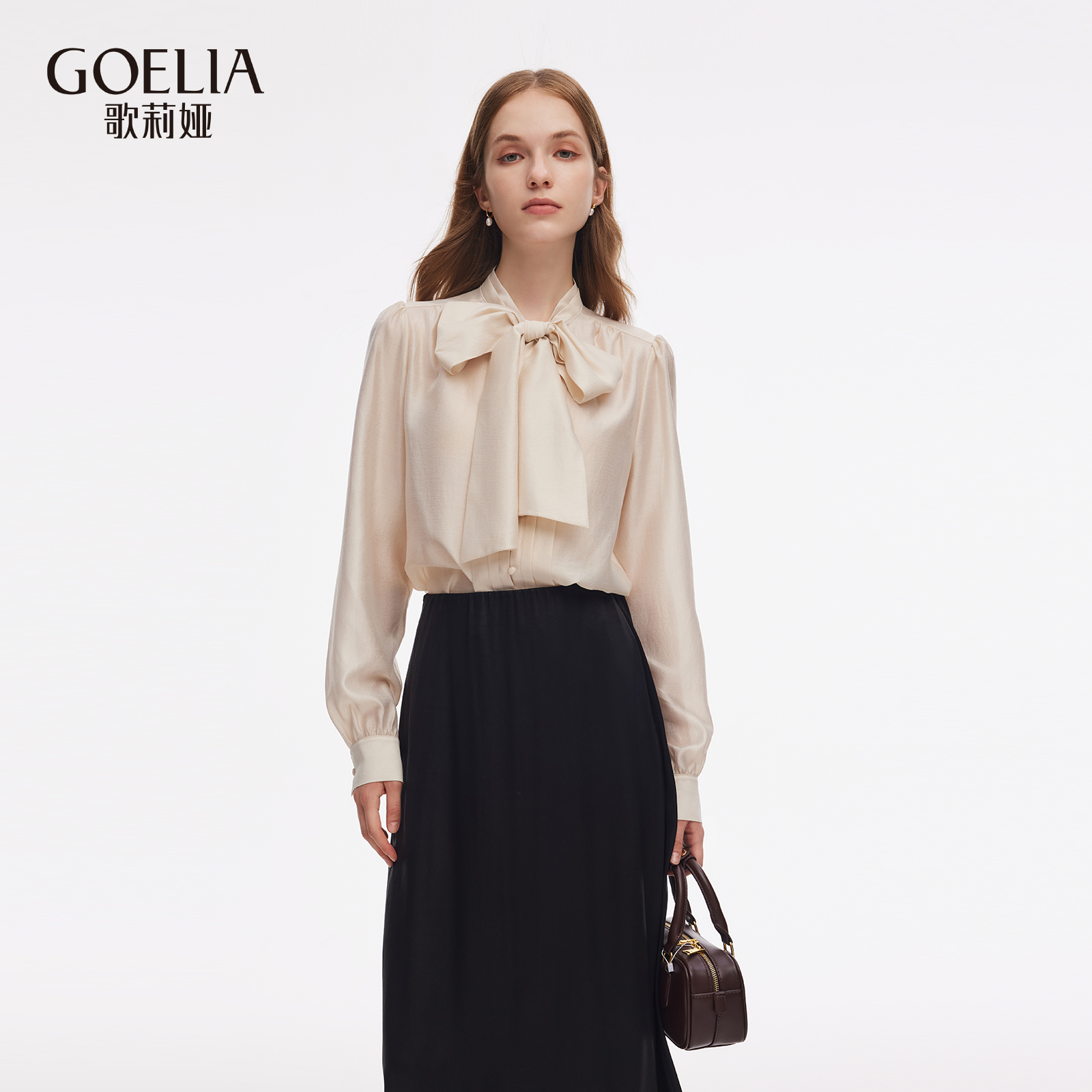 歌莉娅秋季通勤穿搭飘带领衬衫女