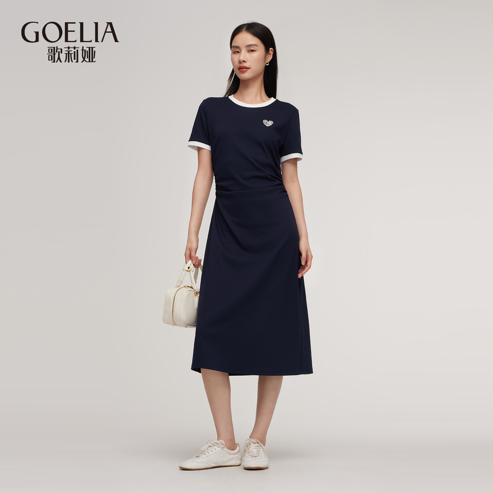 歌莉娅夏季通勤简单大方连衣裙女