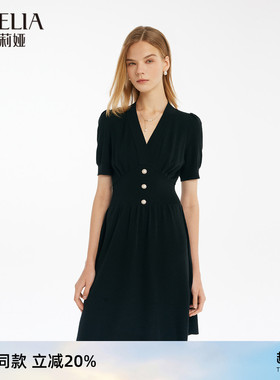 歌莉娅黑色连衣裙夏季时尚V领天丝醋酸小黑裙1C4C4G5P0