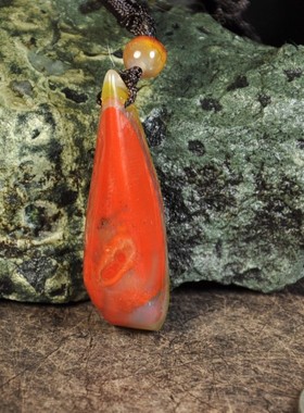 天然北票战国红缟玛瑙男吊坠