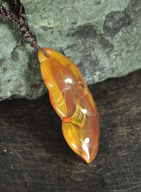 鸡油黄缠丝战国红缟玛瑙四季豆