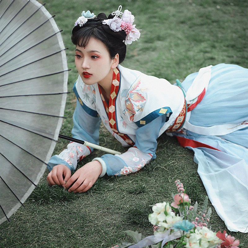 都城南庄汉服伽罗兰唐褙子半臂齐腰襦裙中国风原创正品日常四件套