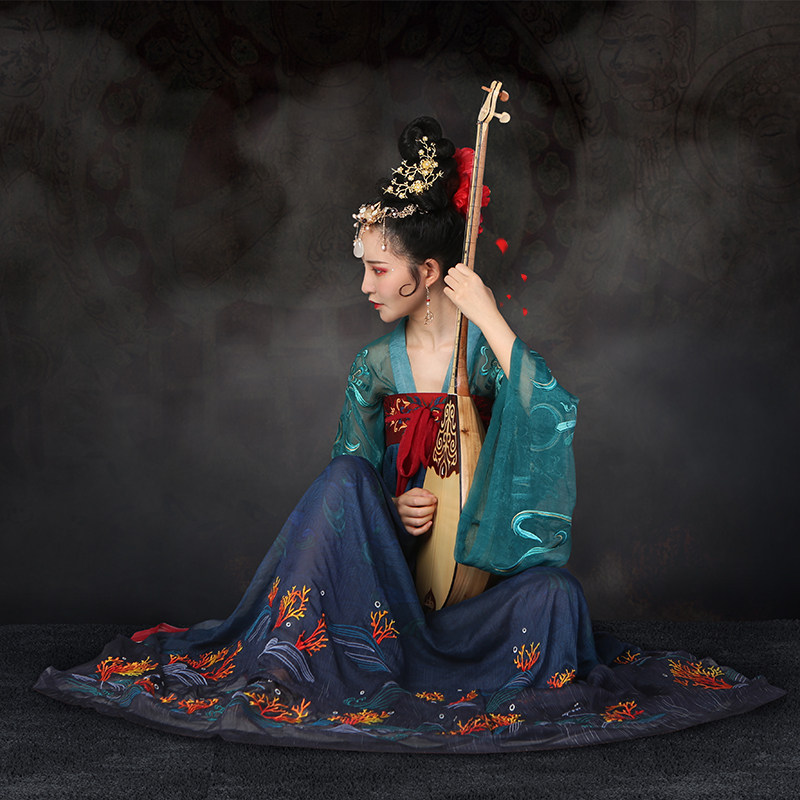 都城南庄汉服 觅海记 齐胸襦裙绣花印花下裙拆卖中大袖非古装日常在类目 女装/女士精品, 唐装/民族服装/舞台服装, 民族服装/舞台装中 - 来自Buy2taobao.com提供专业的淘宝代购服务