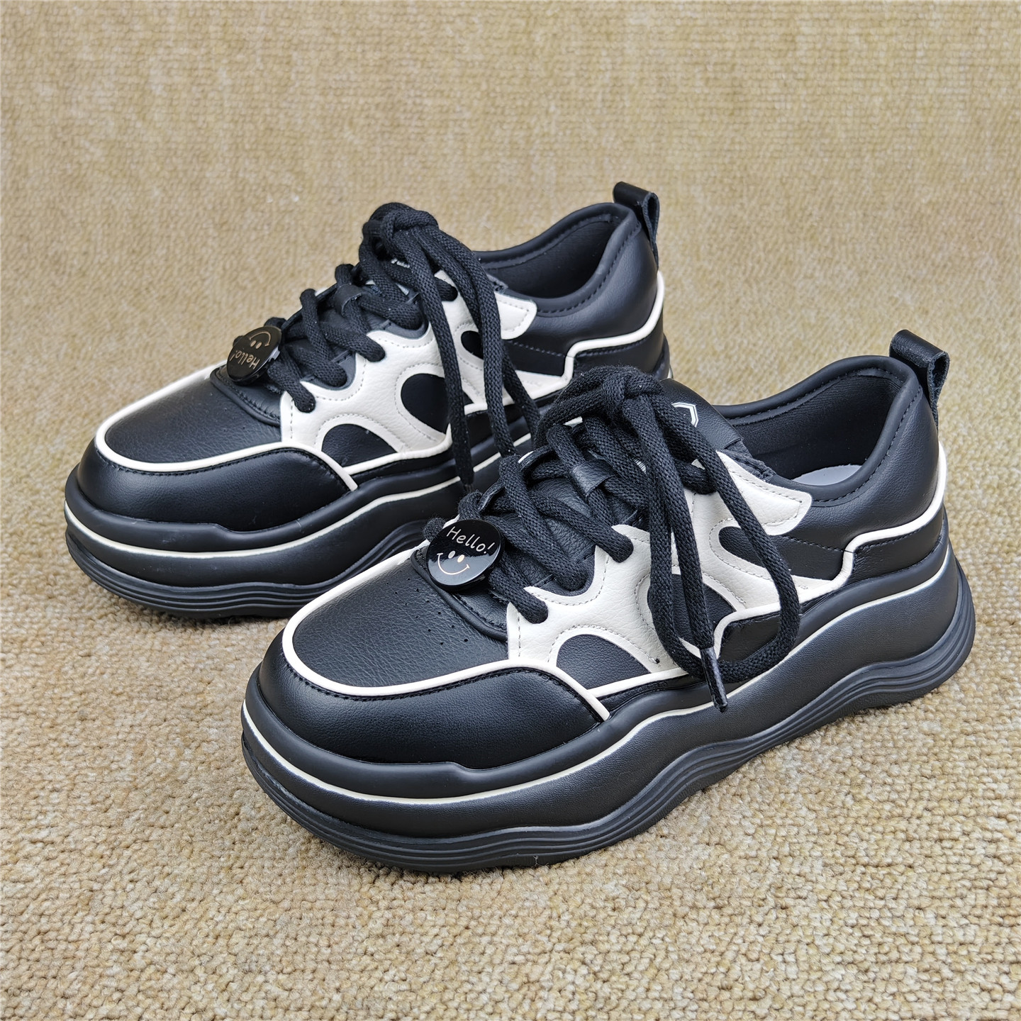 品牌断码机能风厚底老爹鞋女鞋黑白拼色系带休闲鞋轻便百搭运动鞋