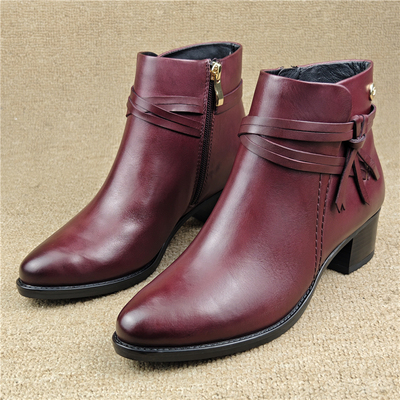 头层牛皮粗跟时装短靴