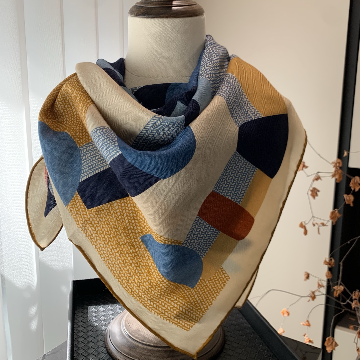 小马迈步 老钱风真丝羊毛围巾女秋冬季丝毛丝巾高级感系脖方巾83