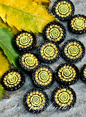 v064 18mm韩制玫瑰花捷克钻纽扣 华丽的视线