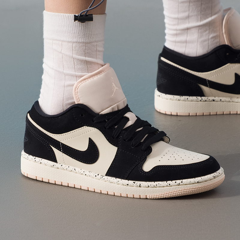 耐克女鞋AJ1复古篮球鞋2025新款AirJordan低帮休闲运动潮鞋
