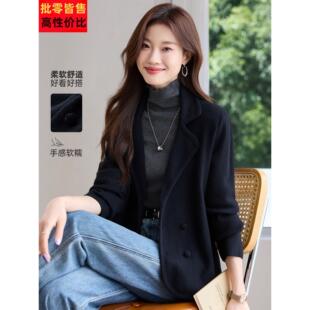 超火减龄黑色小西装短外套2025新款今年流行爆款宽松休闲毛衣外搭