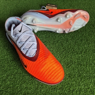 Elite暗煞天然草FG毒蜂足球鞋 HJ2146 Nike耐克Phantom 400正品
