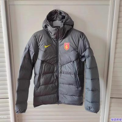 耐克拉链短款球员版羽绒服