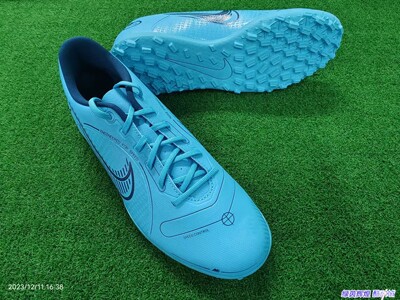 耐克pu低帮刺客14足球鞋