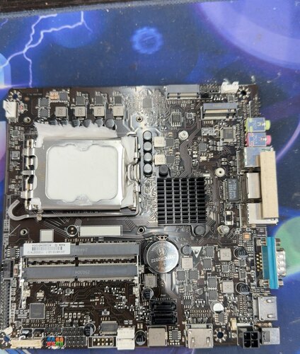 杰微JW H610I V2.1主板，9新
