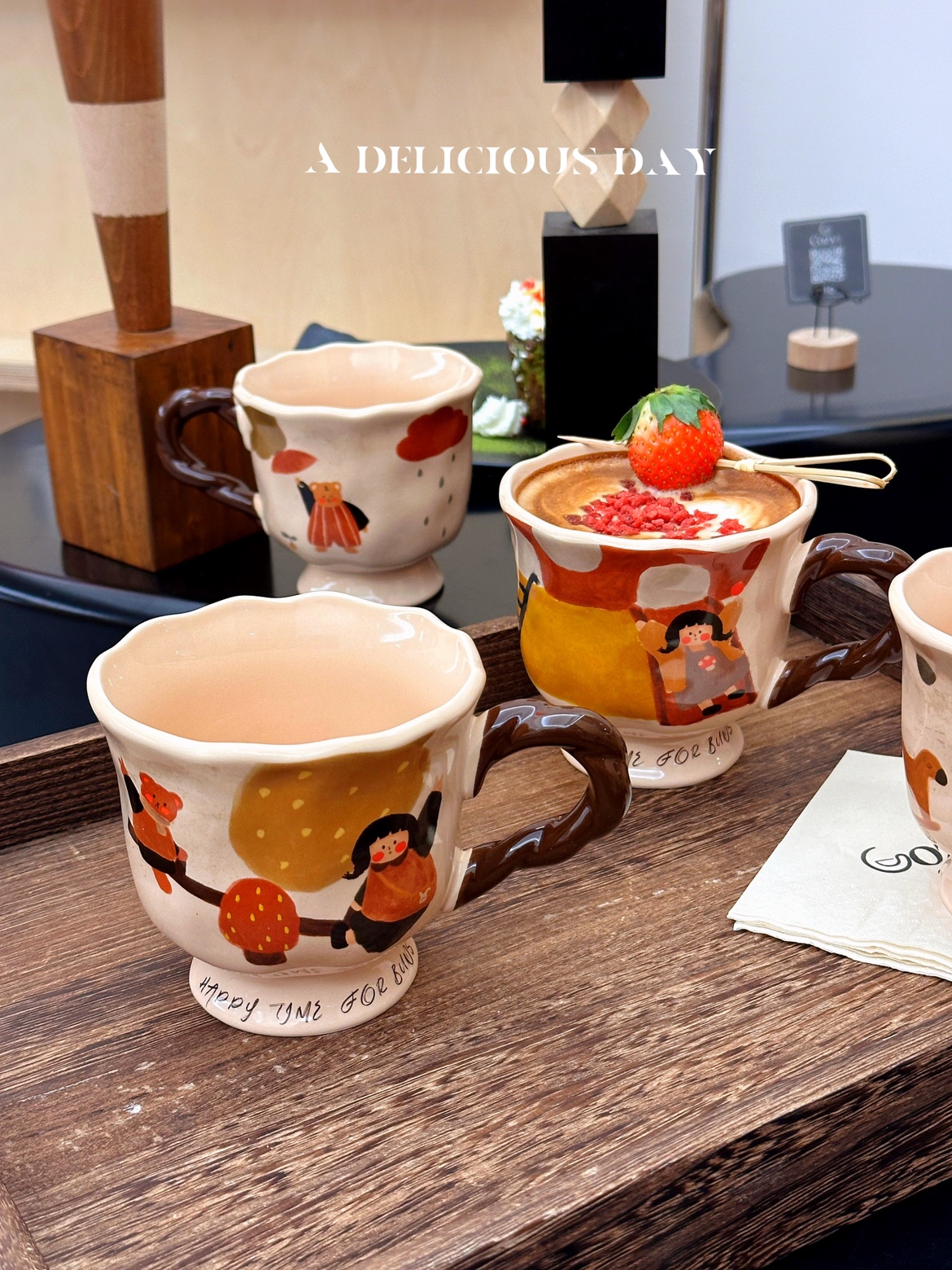 高温陶瓷釉下彩高脚水杯可爱风