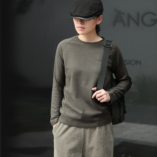 初春新疆长绒棉宽松圆领卫衣女